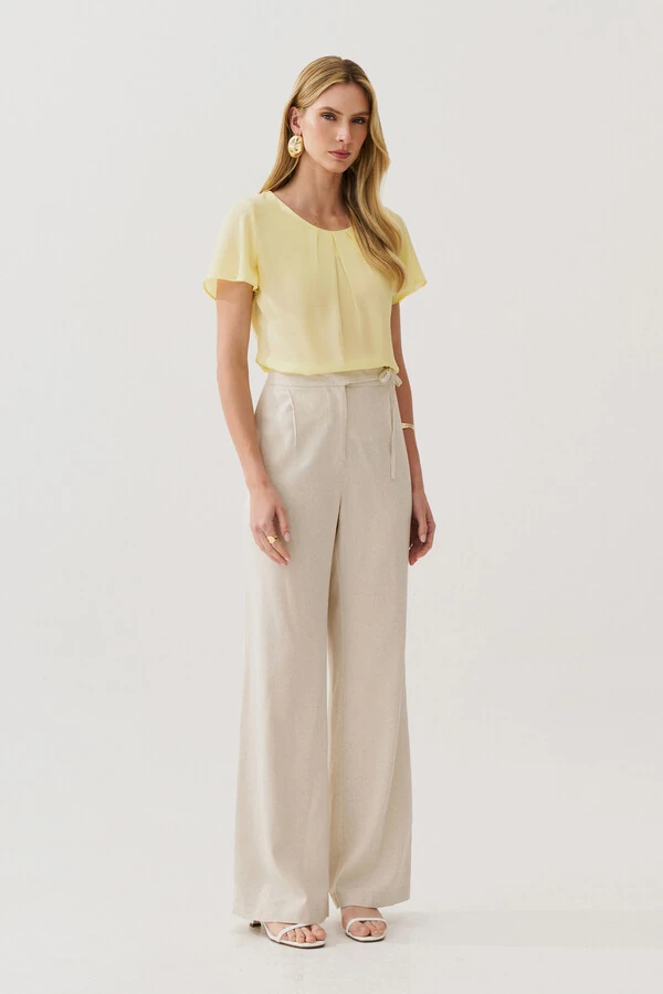 Blusa Decote Pregas