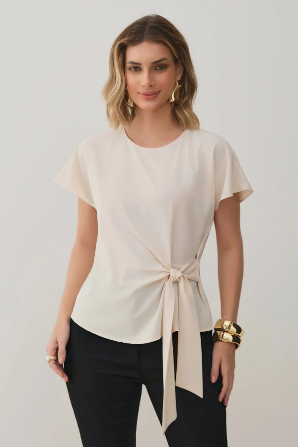 Blusa Manga Morcego Evasê Cinto Embutido