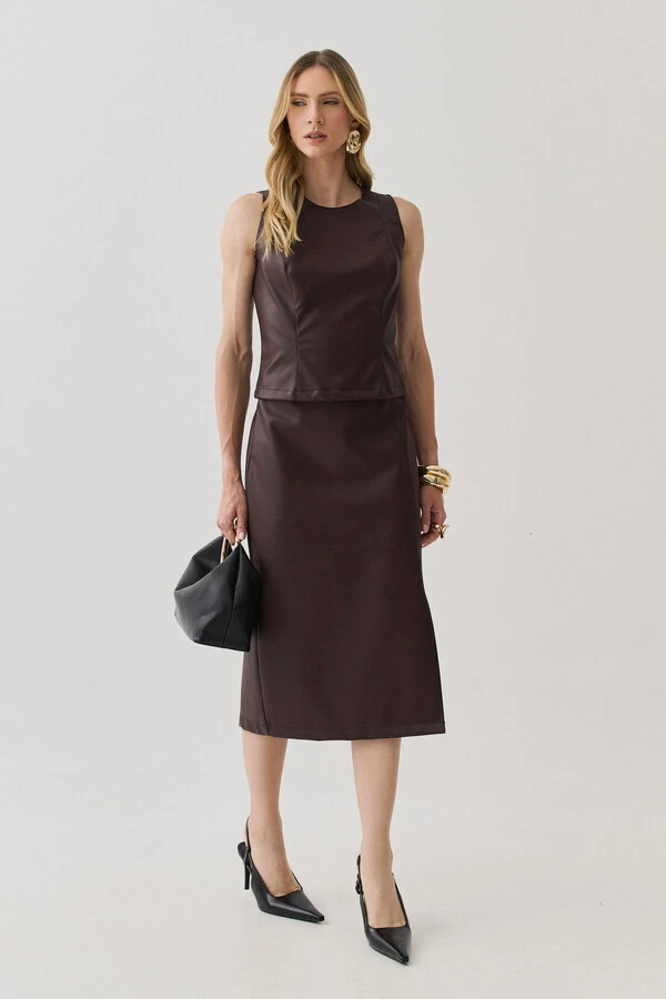 Conjunto de Couro de Regata Crop Recorte e Saia Midi Recorte Fenda Lateral