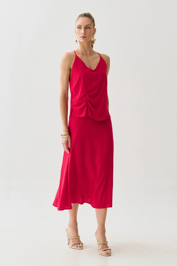 Conjunto de Blusa de Alcinha Assimétrica Decote V Lateral Pregas e Saia Midi Godê