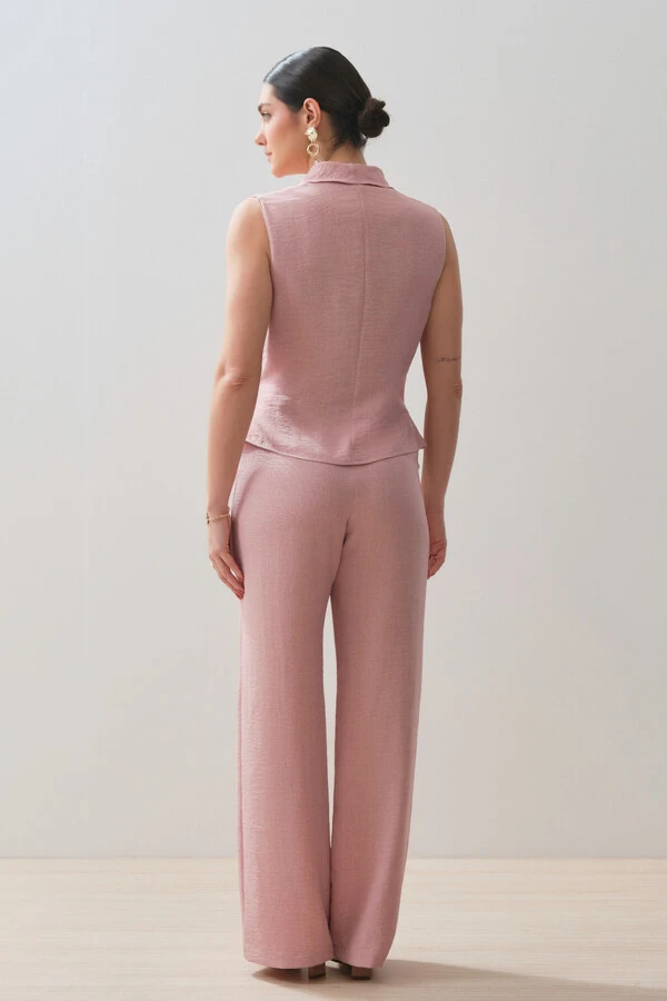 Conjunto de Colete Gola Smoking e Pantalona Slim