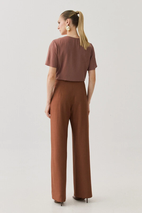 Blusa Decote V Abas