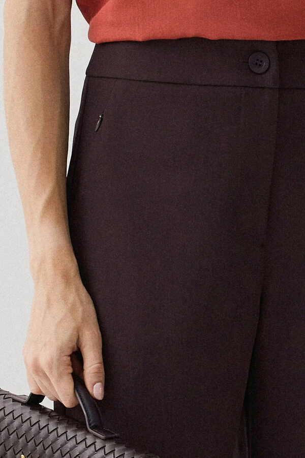 Pantalona Slim de Alfaiataria Bolso Faca Discreta