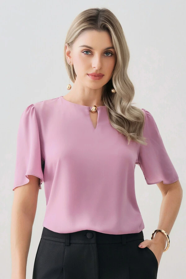 Blusa Manga Evasê Decote Vazado Gold