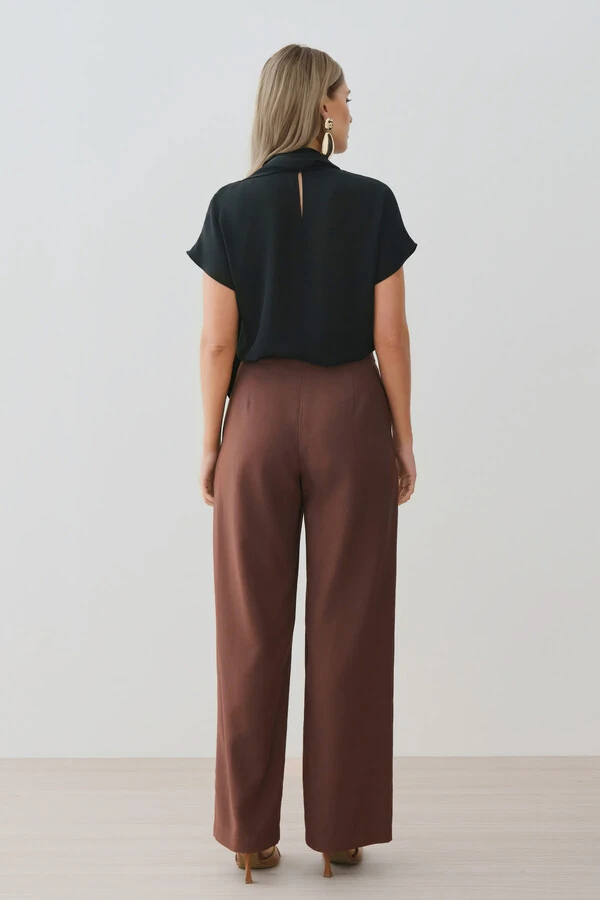 Blusa Manga Morcego Gola de Laço