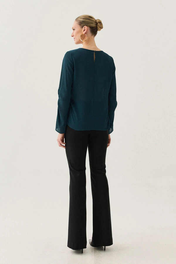 Blusa de Chiffon Yoryu Decote Gota Manga Longa Evasé Cut Out Franzida