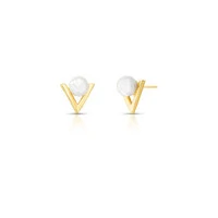 Brinco dourado triangular, vazado, com pérola shell
