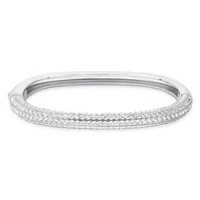 Bracelete ródio branco abaulado cravejado com zircônia cristal fecho click