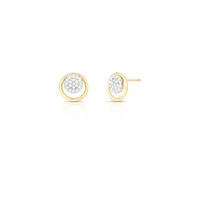 Brinco dourado redondo e vazado cravejado de zircônias gray
