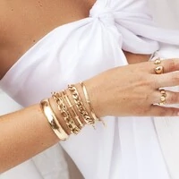 Pulseira dourada elos groumet lisos fecho lagosta