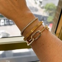 Pulseira bracelete em aço dourado inspired frizzo