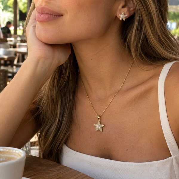 Conjunto dourado colar e brinco estrela do mar cravejado de zircônia cristal