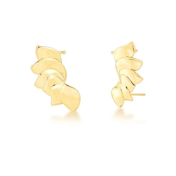 Brinco ear cuff dourado pétalas flor de lótus lisa