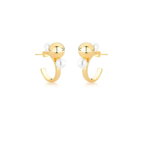 Brinco meia argola dourada com pérola shell com esfera lisa
