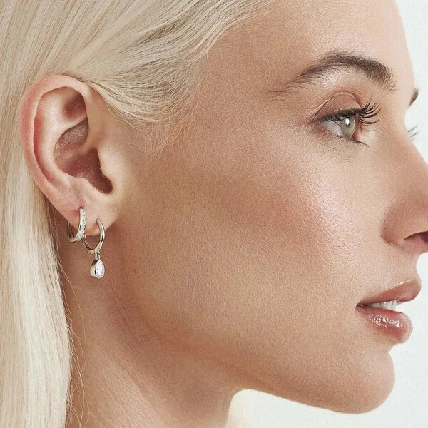 Brinco argola prata 925 com pingente de gota cristal