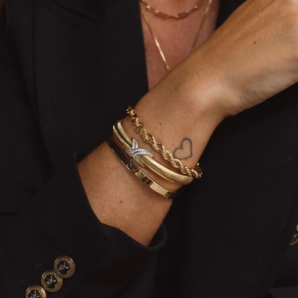 Pulseira dourada cordão baiano e elos com fecho pino