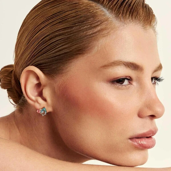 Brinco dourado cristal água marinha em formato de gota e cristal rosa redondo