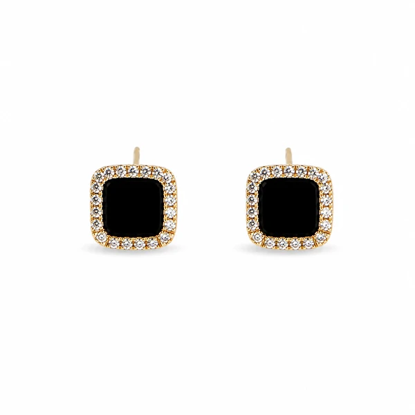 Brinco dourado ponto com resina black e cravejado entorno quadrado