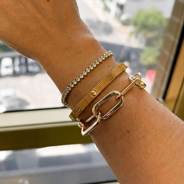 Pulseira bracelete em aço dourado inspired frizzo
