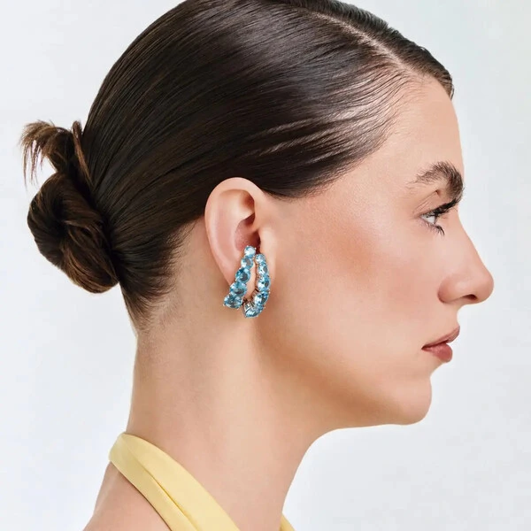 Brinco ear hook ródio branco maxi zirconias azul Serenety ovais luxo