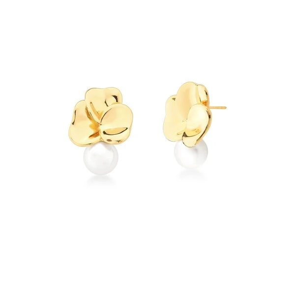 Brinco dourado 3 pétalas de flor e pérola shell