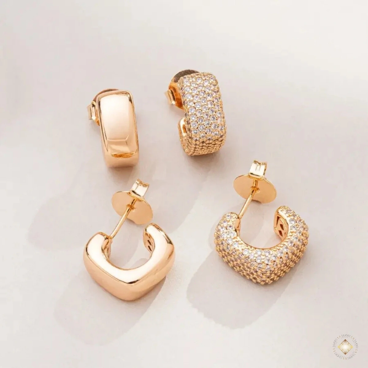 FotoDupla de Argolas Quadradas Lisa + Cravejada