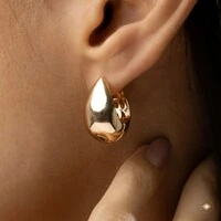 Argola Gota com Corações Vazados