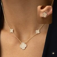 Conjunto Trevo Cravejado
