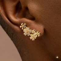 Earcuff Flores Cravejadas