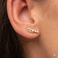 Brinco Mini Earcuff com Zircônias