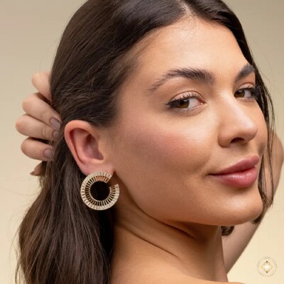 FotoBrinco Redondo Frontal com Zircônias