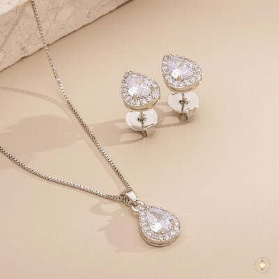 Foto Conjunto Gota Cravejado