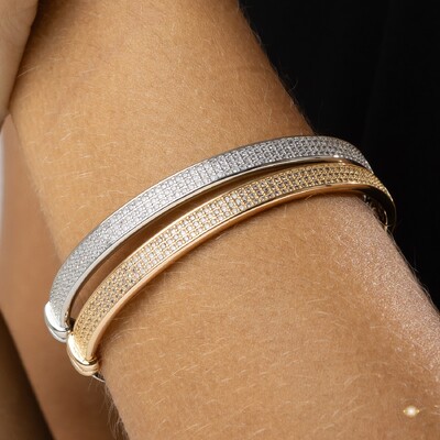 Foto Bracelete Cravejado com Zircônias