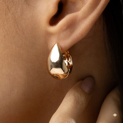 Foto Argola Gota com Corações Vazados