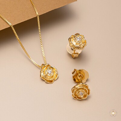 Foto Conjunto Flor com Ponto de Luz