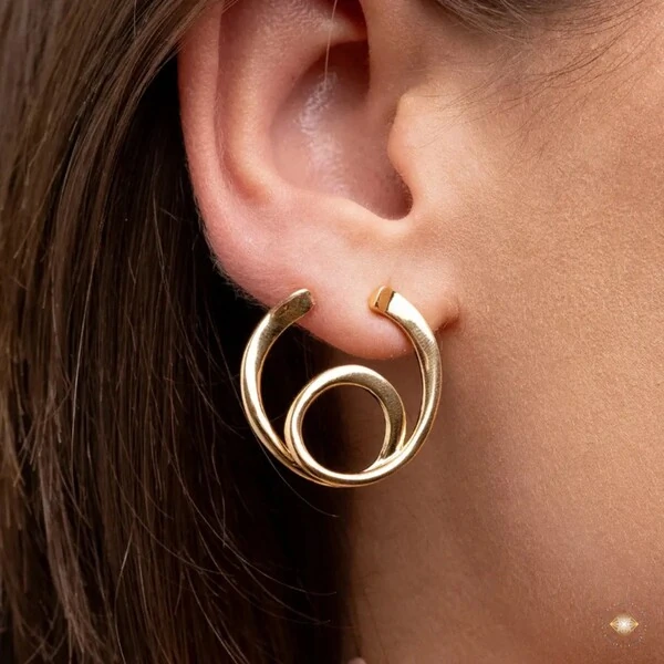 Brinco Espiral Contemporâneo