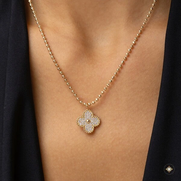 Conjunto Trevo Cravejado com Zircônias