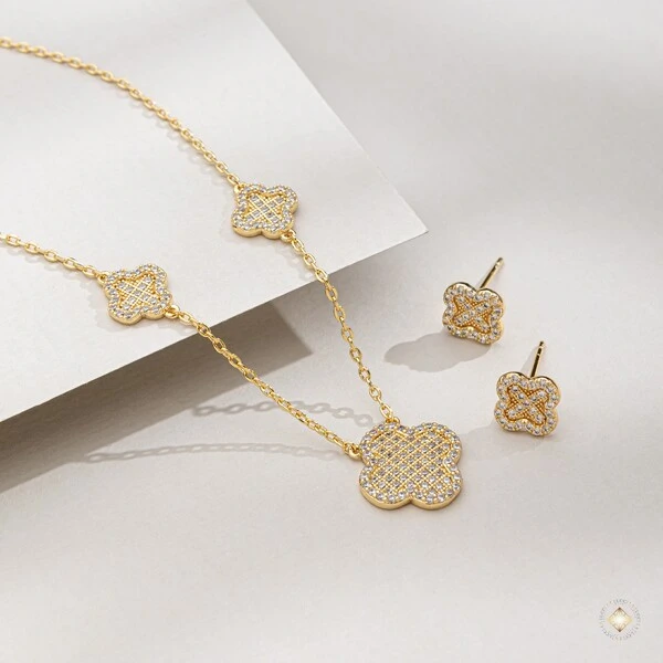 Conjunto Trevo Cravejado