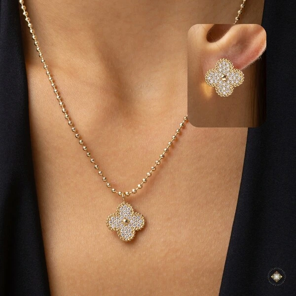 Conjunto Trevo Cravejado com Zircônias