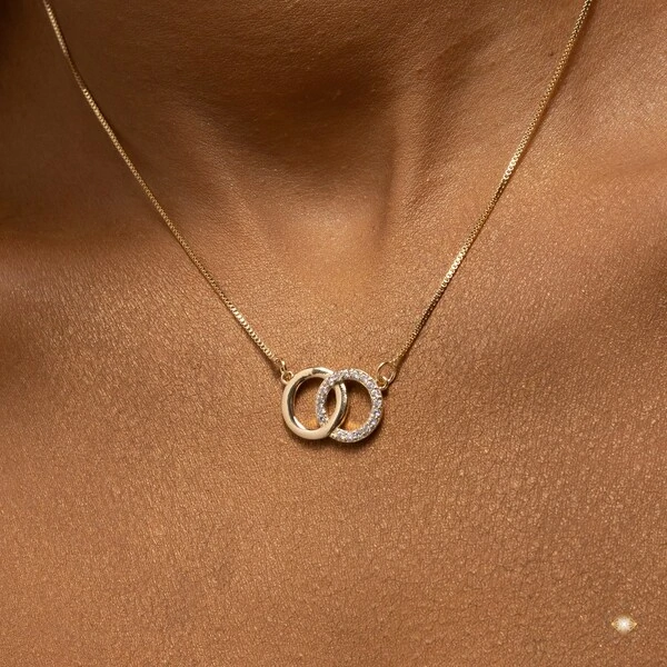 Conjunto Elos Entrelaçados Liso e Cravejado