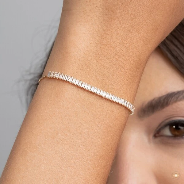 Pulseira Regulável com Zircônias Baguete