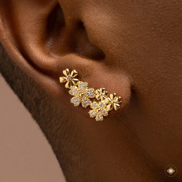 Earcuff Flores Cravejadas