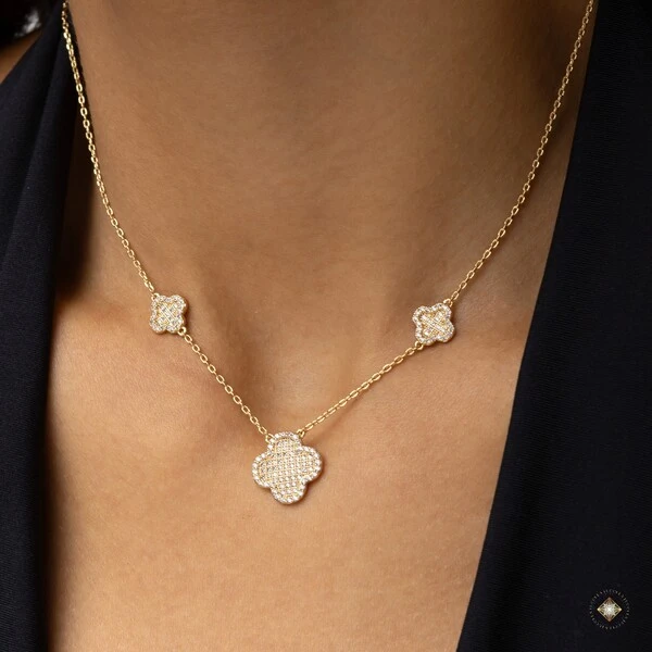 Conjunto Trevo Cravejado