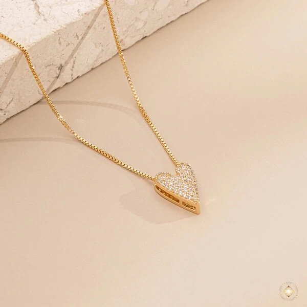 Colar Coração Alongado Cravejado