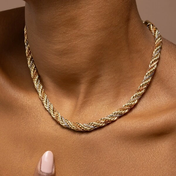 Colar Grosso Malha Torcida Três Ouros