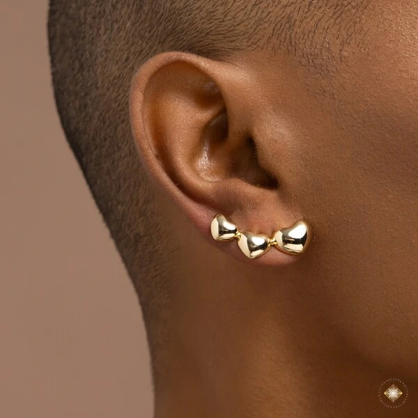 Earcuff Três Corações Lisos