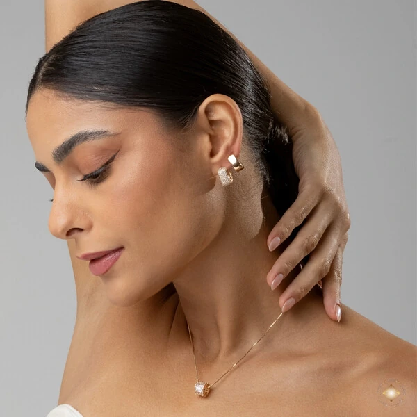 Dupla de Argolas Quadradas Lisa + Cravejada