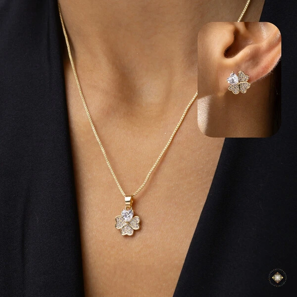 Conjunto Trevo de Quatro Folhas com Zircônias