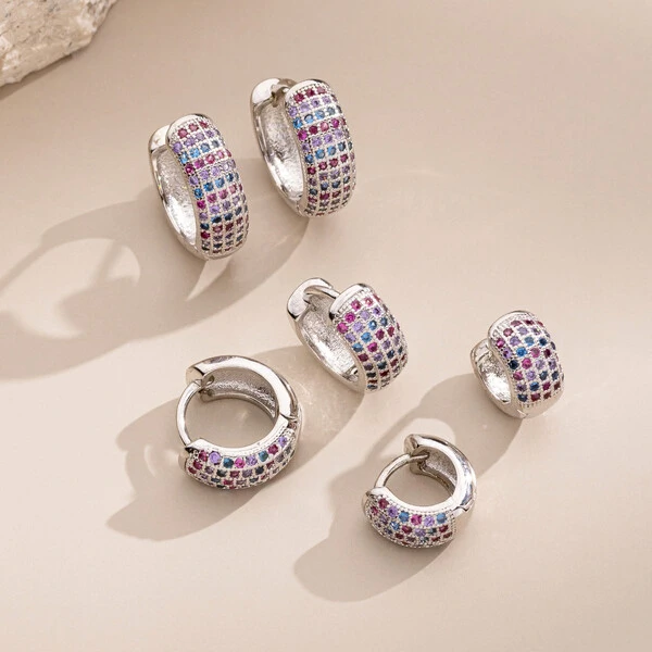 Trio de Argolas Cravejadas com Zircônias Coloridas