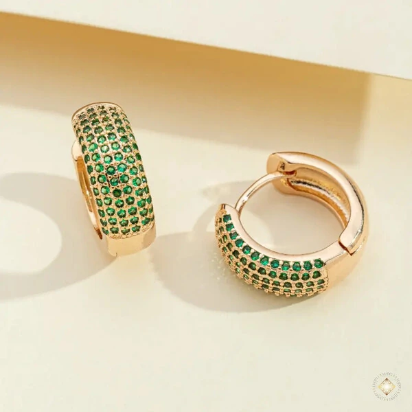 Argola Cravejada com Zircônias Coloridas